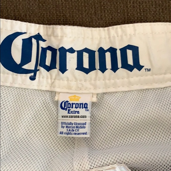 Men’s corona brand size small swim trunks - Picture 3 of 3